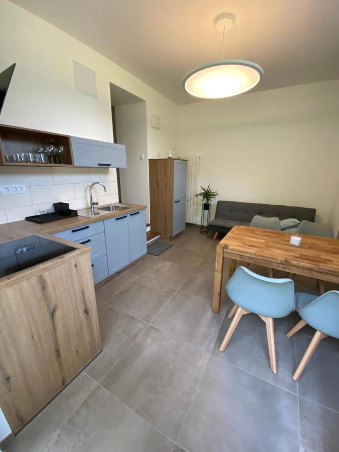 Apartment Nona Polda โคบาริด ภายนอก รูปภาพ