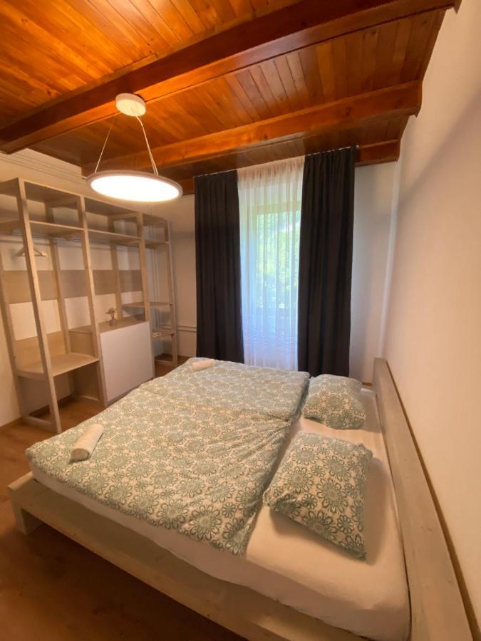 Apartment Nona Polda โคบาริด ภายนอก รูปภาพ