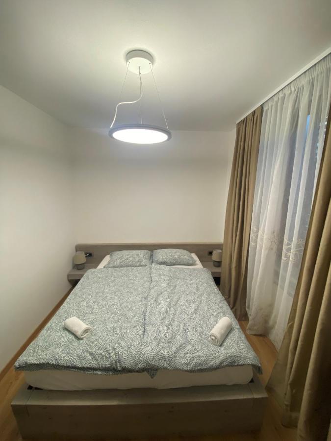 Apartment Nona Polda โคบาริด ภายนอก รูปภาพ