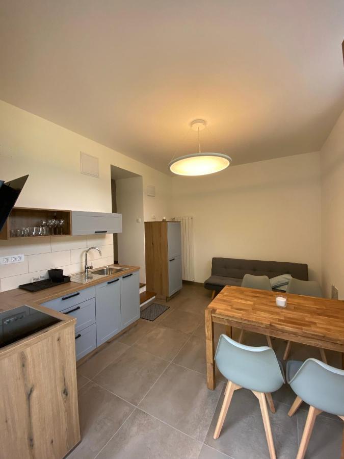 Apartment Nona Polda โคบาริด ภายนอก รูปภาพ